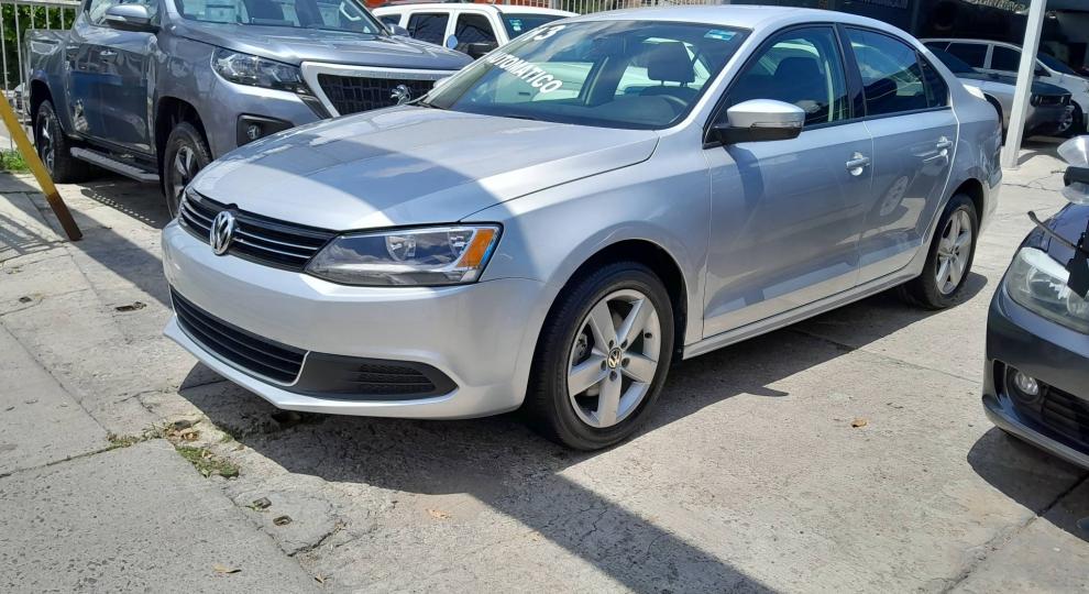 Volkswagen Jetta MK VI STYLE ACTIVE 2013 Guadalajara
