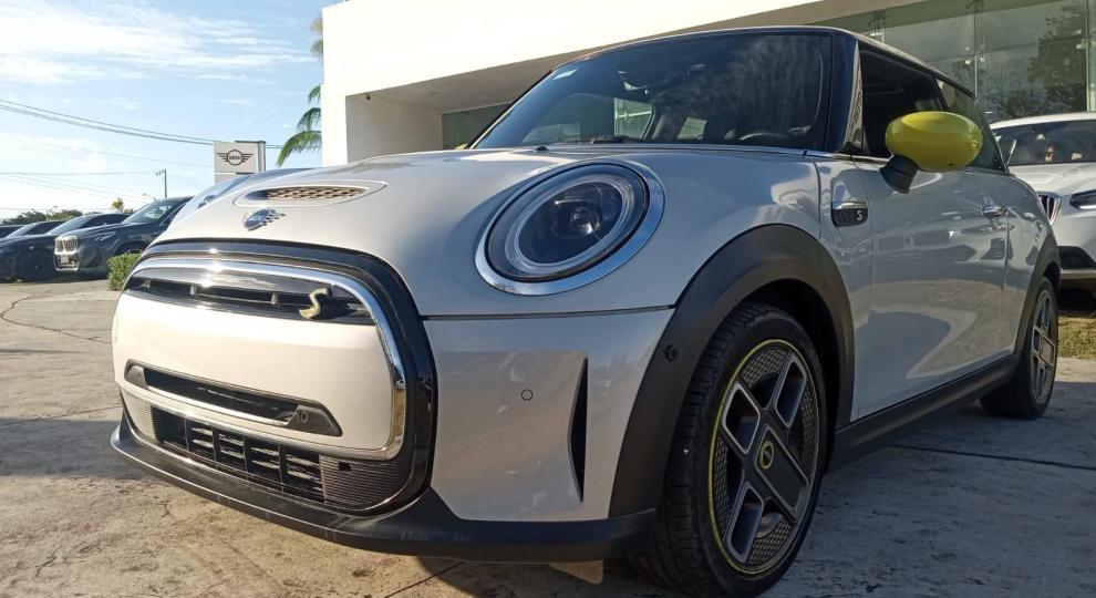 Mini Cooper Classic 2022 Cancun