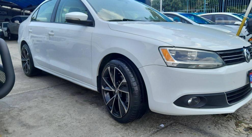 Volkswagen Jetta MK VI STYLE ACTIVE 2014 Guadalajara