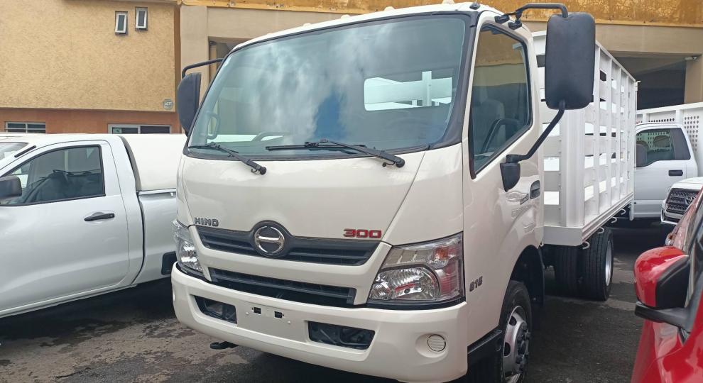 Hino 816 Semi long 2014 Guadalajara
