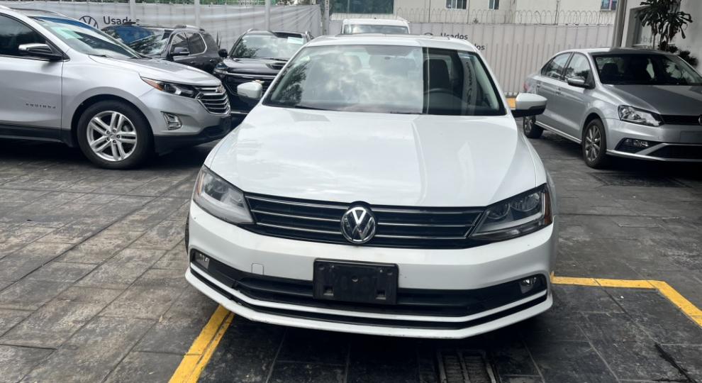 Volkswagen Jetta A6 Comfortline 2017 Tlalpan
