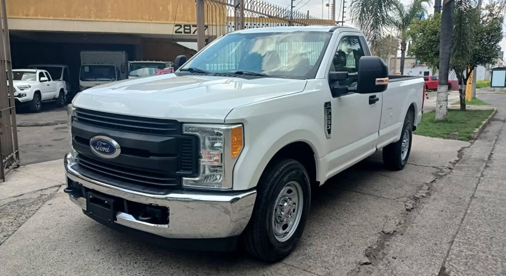 Ford F-250 Pick Up 2017 Guadalajara