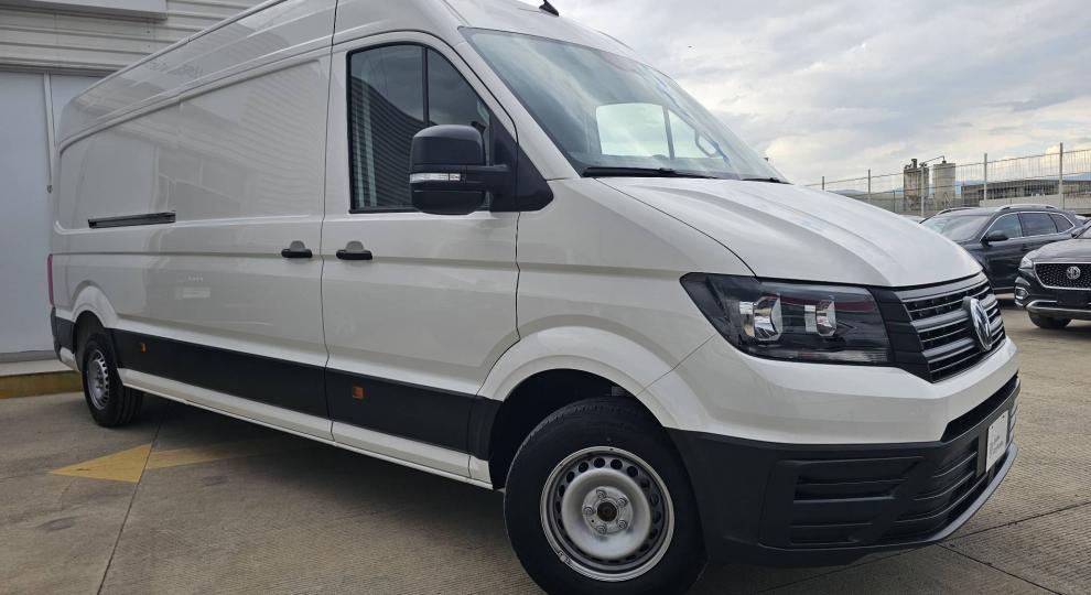 Volkswagen Crafter Cargo Van 2024 Oaxaca
