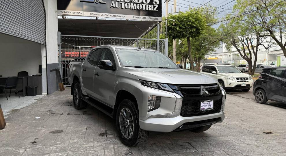 Mitsubishi L-200 2024 Tlaquepaque