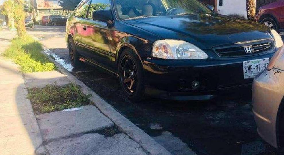 Honda Civic 1999 Mina