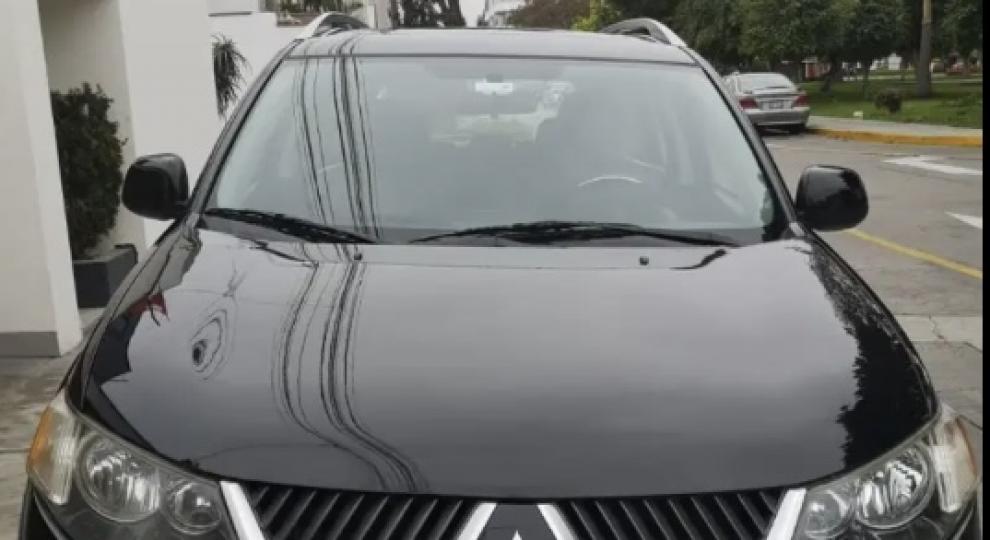 Mitsubishi Outlander 2009 León