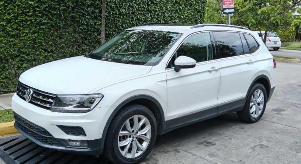Volkswagen Tiguan Comfortline 7 asientos 2021 Tlaquepaque