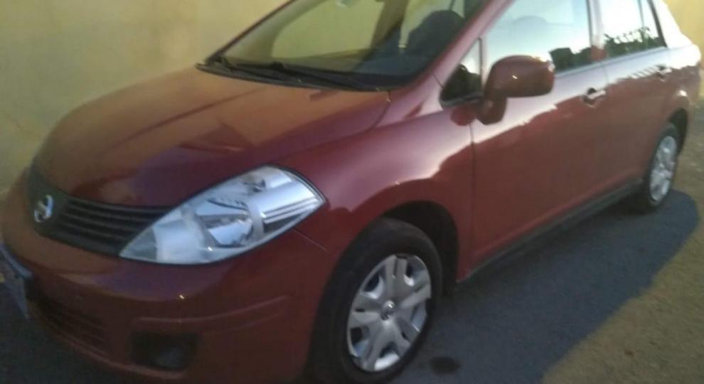 Nissan Tiida 2012 Nio