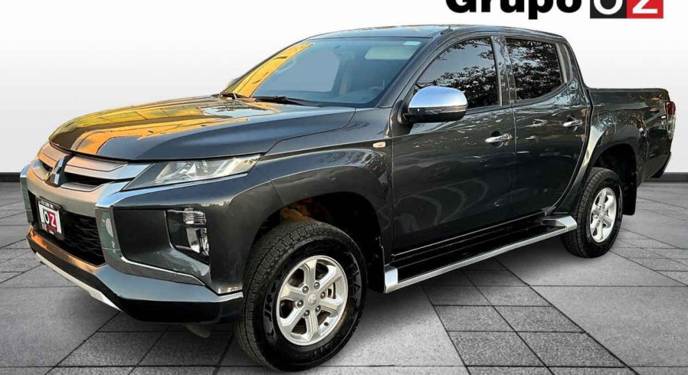 Mitsubishi L200 2022 Colima