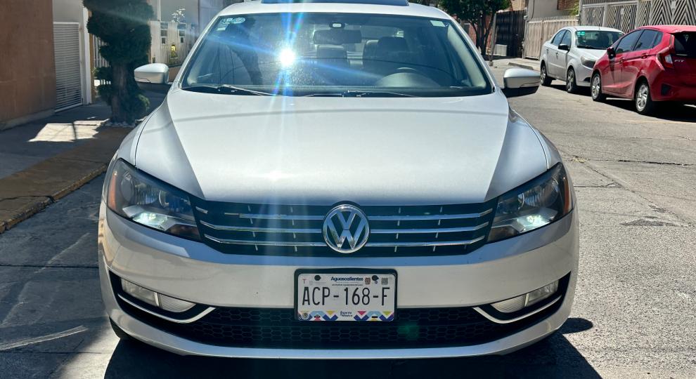 Volkswagen Passat V6-DSG 2014 Aguascalientes