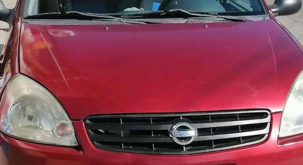 Nissan Platina 2004 Puebla