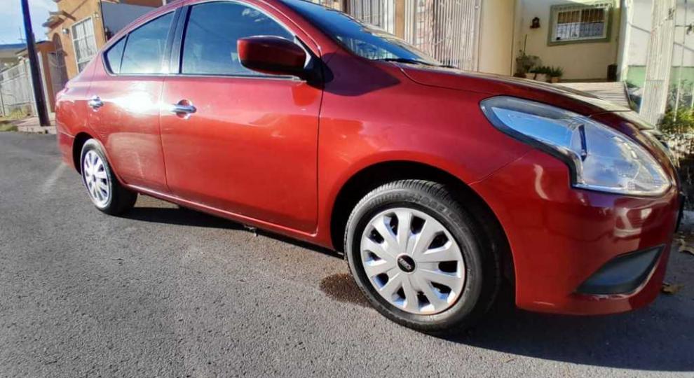 Nissan Versa 2018 Chihuahua