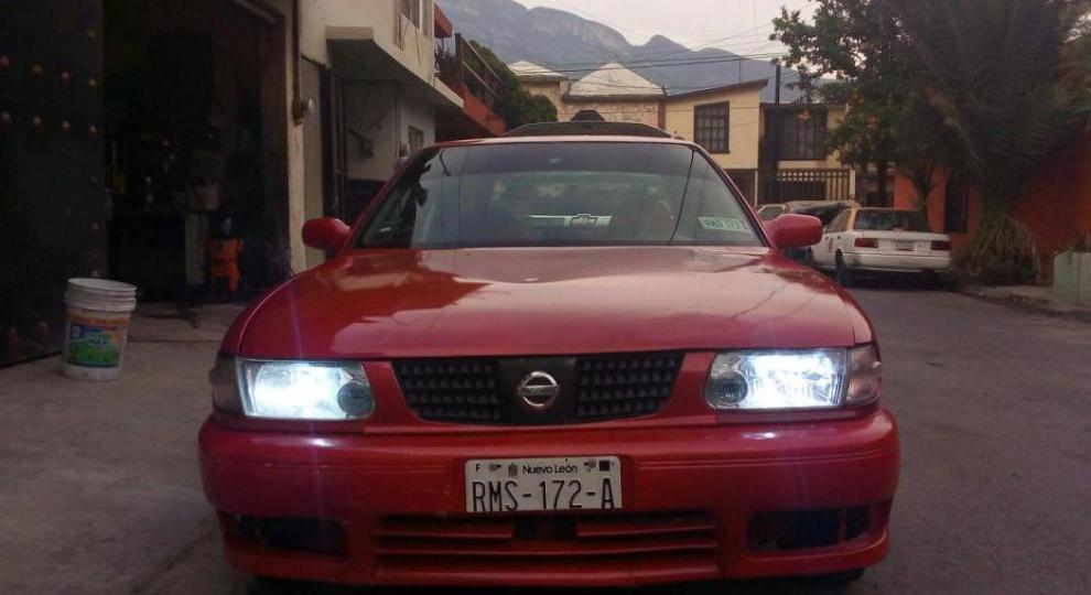 Nissan Tsuru 2009 Santa Catarina