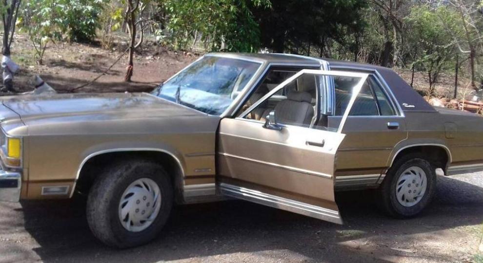 Ford Crown Victoria 1982 Cocula