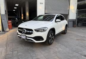 Mercedes Benz GLA 200 2022