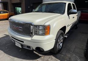 GMC Sierra 2013