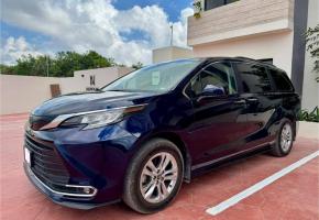 Toyota Sienna 2022