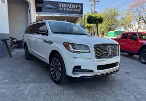 Lincoln Navigator 2023