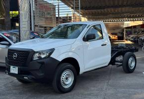 Nissan NP300 Chasis Cabina 2023