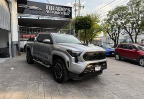 Toyota Tacoma 2024