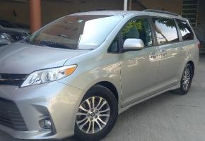 Toyota Sienna 2019