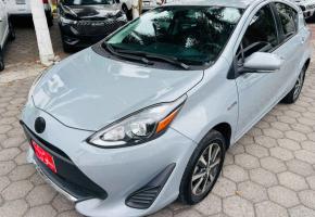 Toyota Prius 2021
