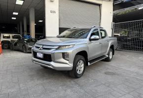 Mitsubishi L200 2021