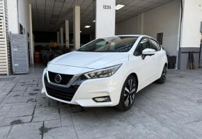 Nissan Versa Platinum 2022