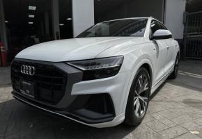 Audi Q8 S LINE 2021