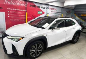 Lexus UX 2024