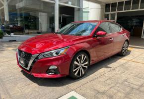 Nissan Altima 2020