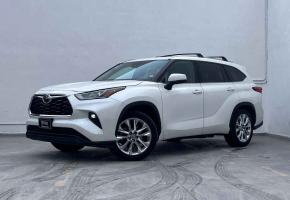 Toyota Highlander 2021