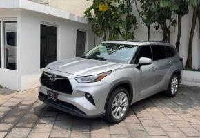 Toyota Highlander 2023
