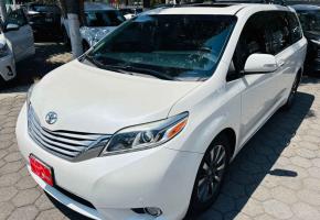 Toyota Sienna 2017
