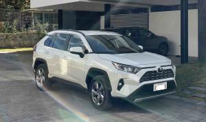 Precios de autos Toyota Rav 4 2020 en Ecuador
