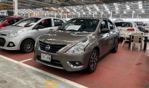 Nissan Versa 2015