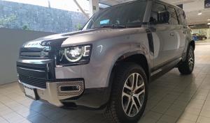 Land Rover Defender 2023