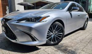 Lexus ES 2022