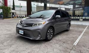 Toyota Sienna 2019