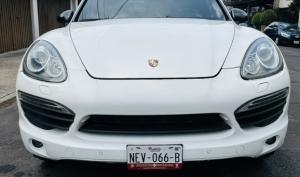 Porsche Cayenne 2011