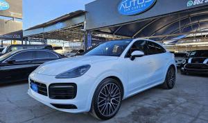 Porsche Cayenne 2021