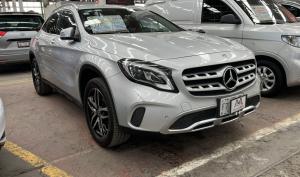 Mercedes Benz GLA 200 2019