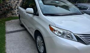 Toyota Sienna 2017