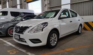 Nissan Versa 2022