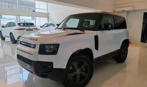 Land Rover Defender 2023