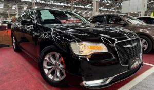 Chrysler 300 2016