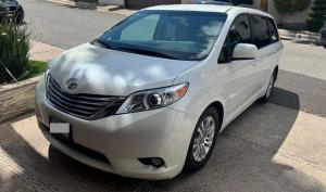 Toyota Sienna 2015