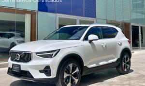 Volvo XC40 2024