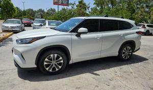 Toyota Highlander 2021