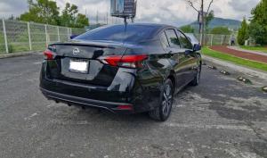 Nissan Versa Advance 2021